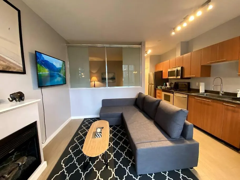 Entire Condo In Heart Of Downtown Vancouver 0*,