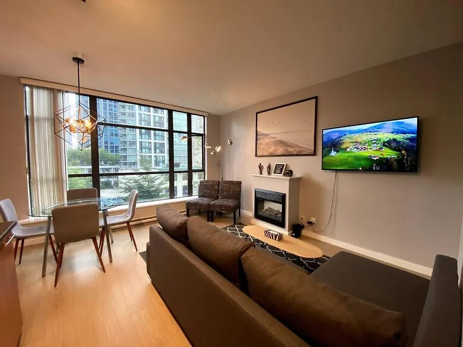 Entire Condo In Heart Of Downtown Vancouver